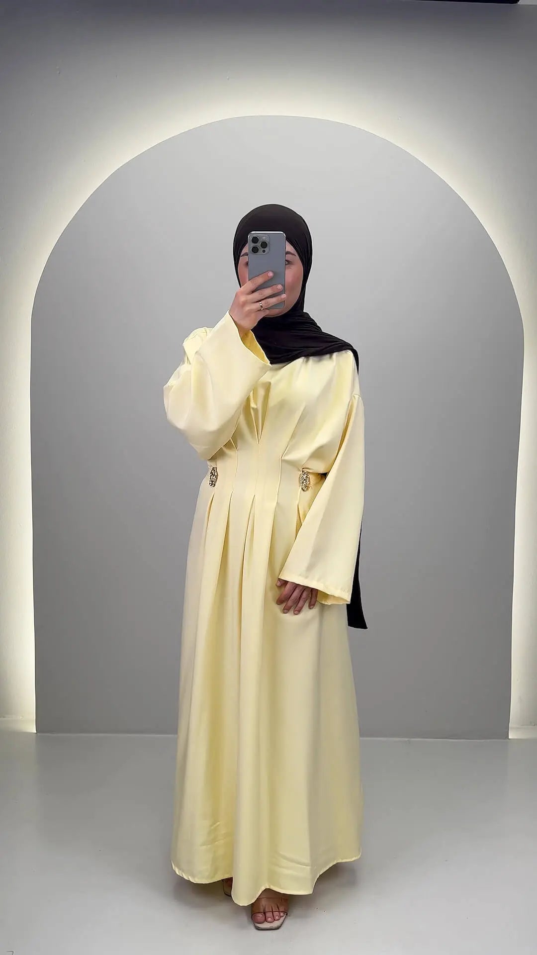 Lia Elbise Sarı