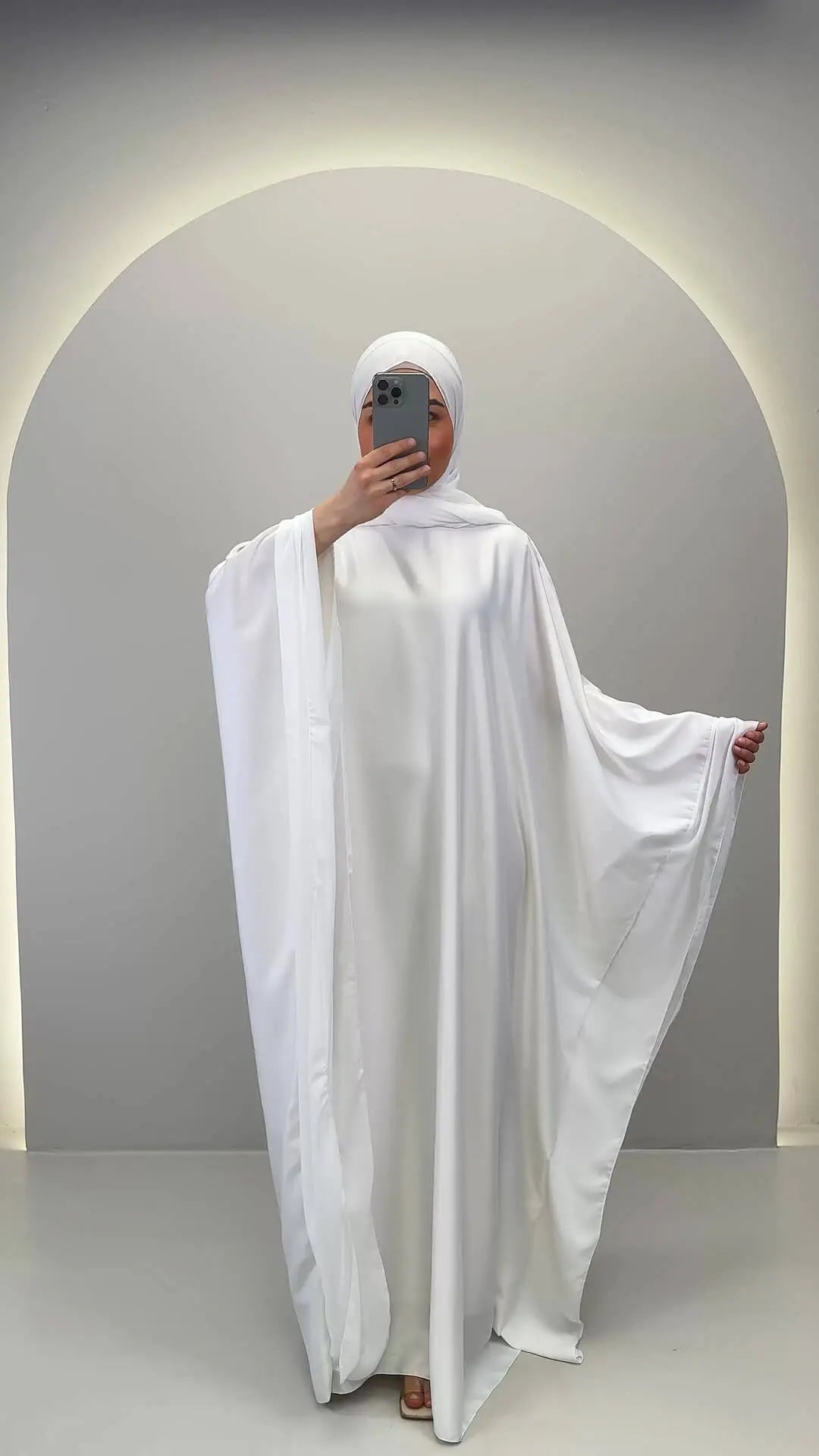 Nuza Abaya Beyaz