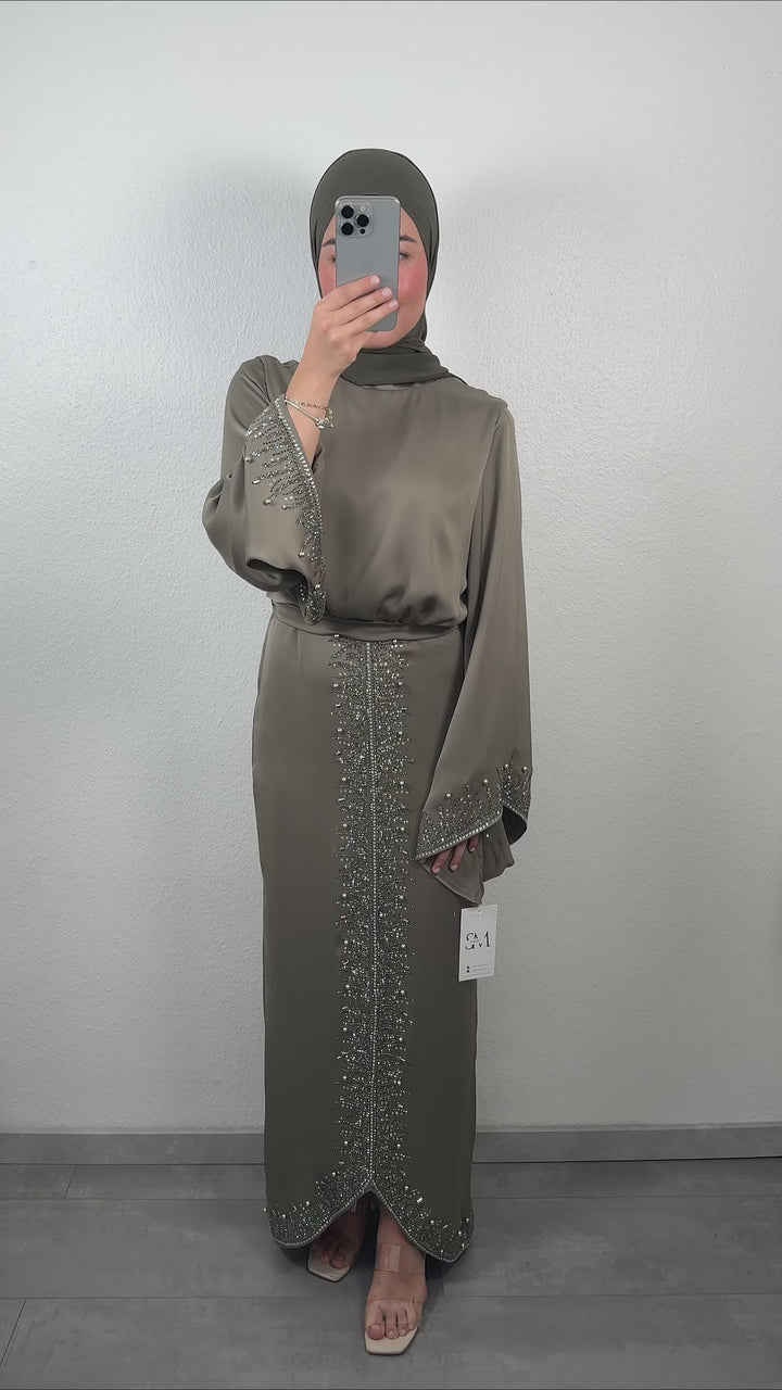 <tc>M</tc>aya evening dress khaki